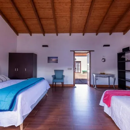Holiday home Casa Con Encanto El Albercon